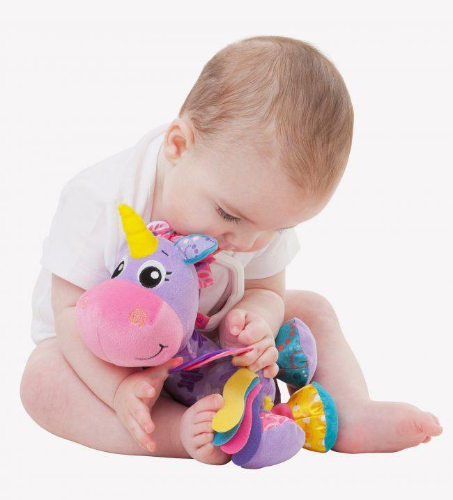 COLGANTE DE ACTIVIDADES STELLA EL UNICORNIO PLAYGRO - Farmashopping